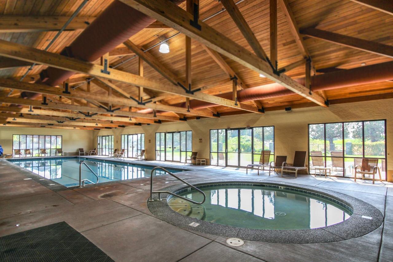 Eagle Crest Villa Redmond Exterior photo
